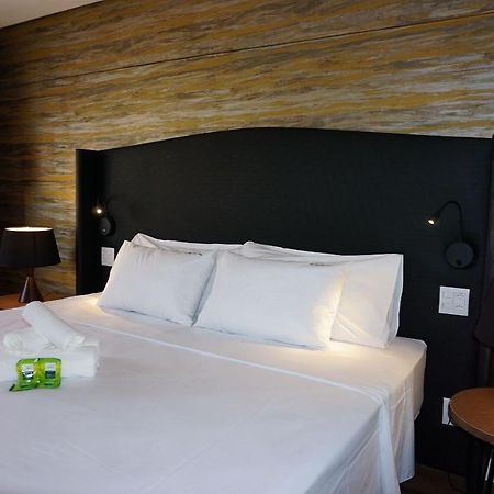 Cantinn Qs17 Suite De Luxo Com Cama King Size Goiania Exterior photo